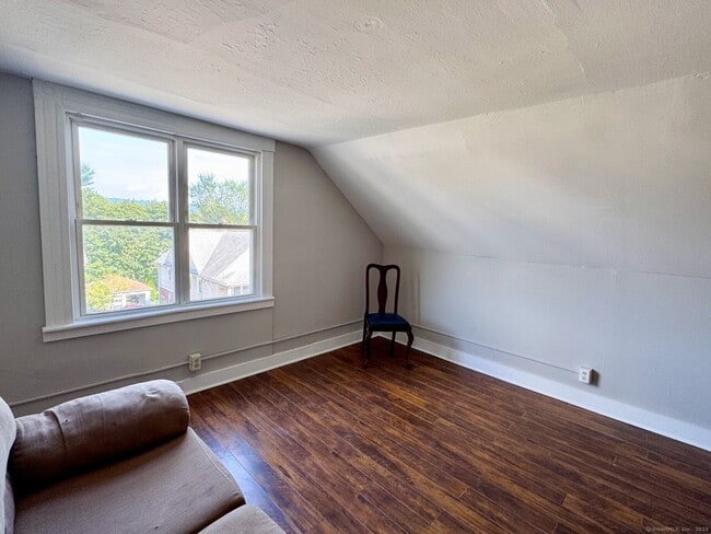 Photo - 28 French St Unit 6