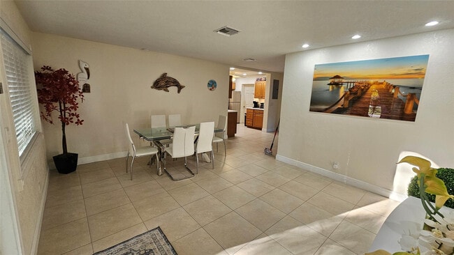 Photo - 436 NE 25th Ave