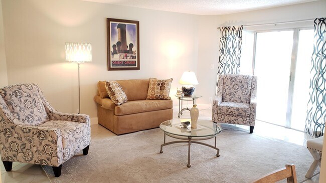 Photo - 3755 Via Poinciana Unidad 304