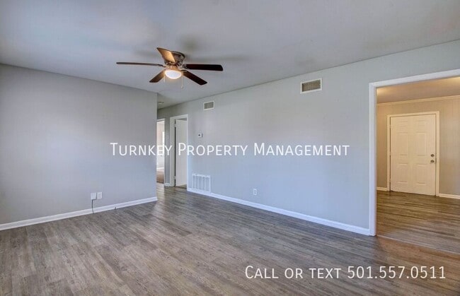 Photo - 5205 Wycliffe Dr