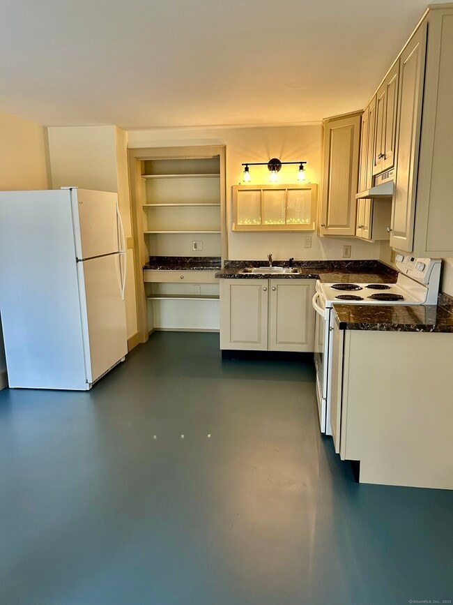 Photo - 199 Hoop Pole Hill Rd