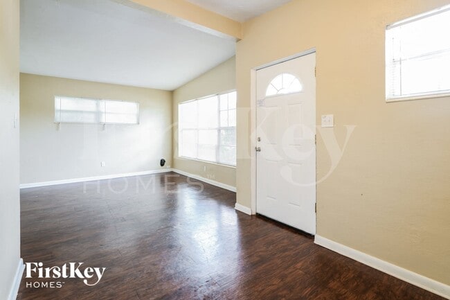 Photo - 1521 Heather Ave