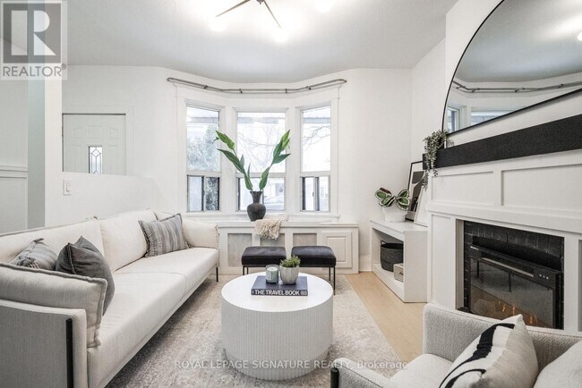 Photo - 216 Parkmount Rd