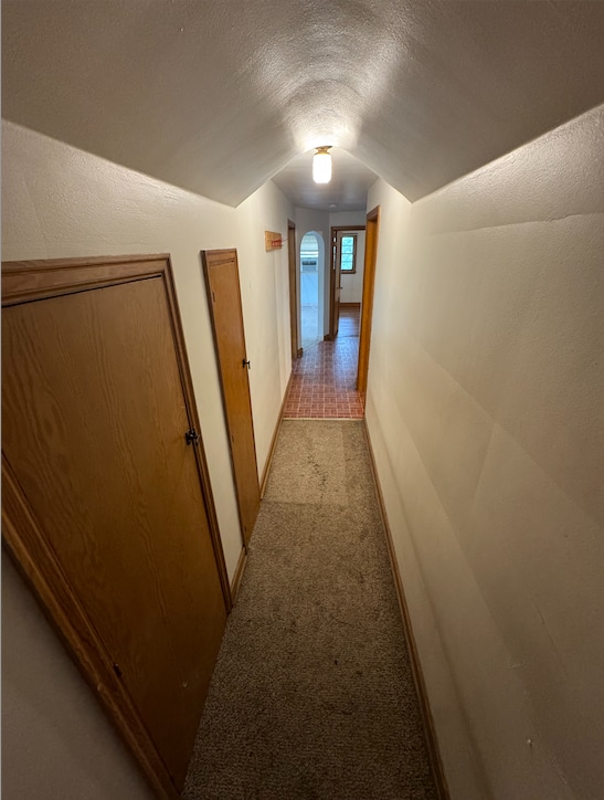 Building Photo - 408 3rd Ave NE Unit 2