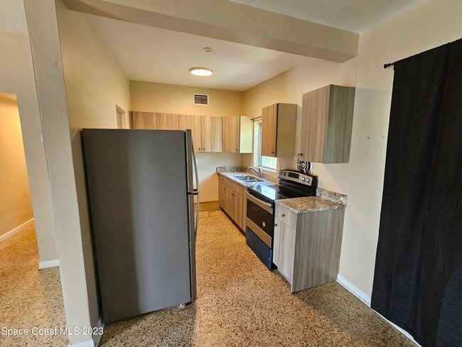 Photo - 422 Prospect Ave