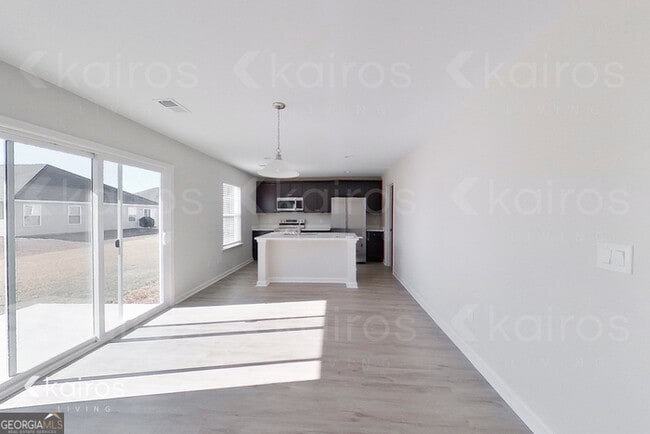 Photo - 18 Duluth Dr