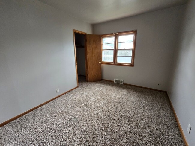 Building Photo - 2430 32nd St Unit 2432 - 1