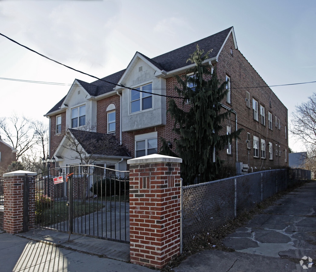 Photo - 188 Rutgers St