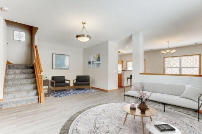 Spacious 3-Bedroom End unit Townhouse with 3 Full Baths in Maple Grove's Prime Location