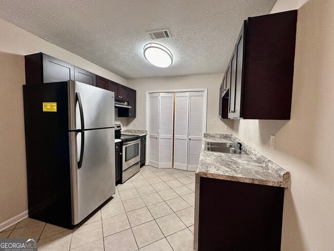 Photo - 1485 S Diane Ct