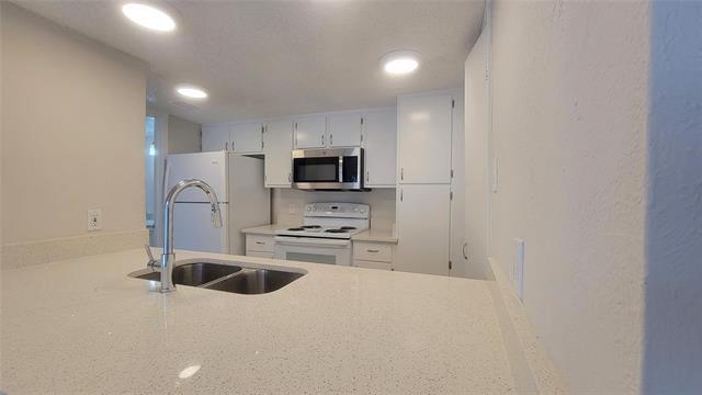 Photo - 4615 Country Creek Dr Unit 1030