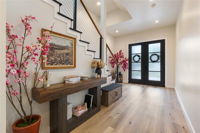 Photo - 1704 McBroom St