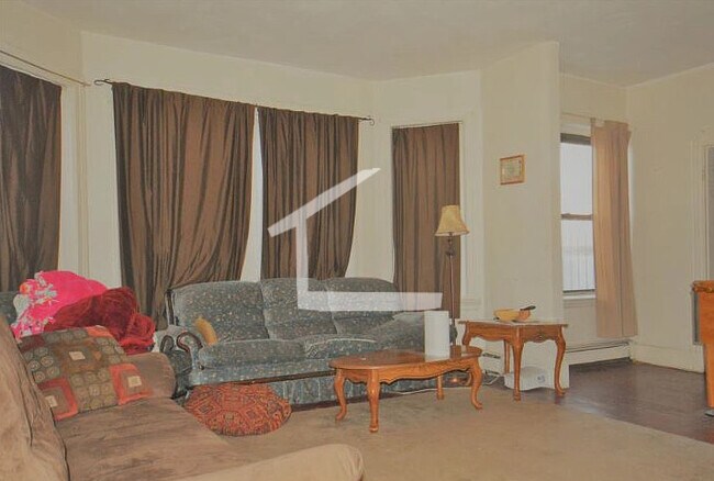 Photo - 201 Harvard Ave Unit 3