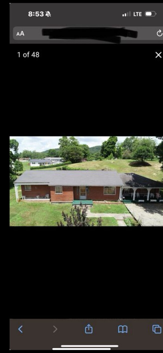 Photo - 598 Brown Ave