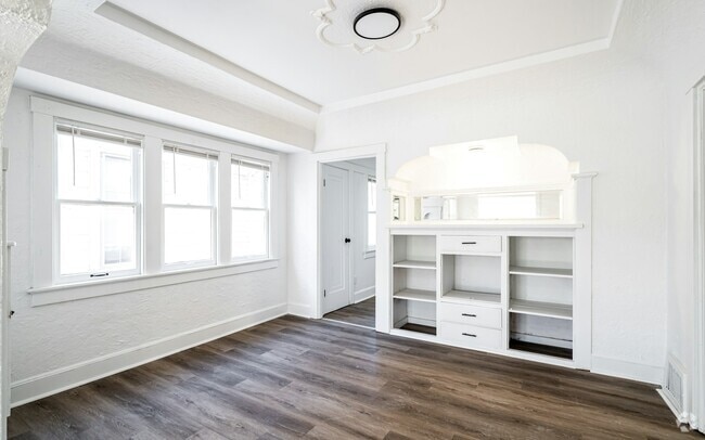 Building Photo - 3151 N 11th St Rental