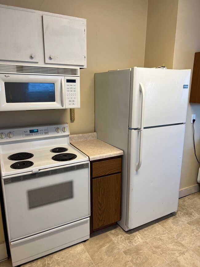 2921 Avenue L Apartments Fort Madison, IA