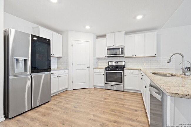 Photo - *COMING SOON* 4 Bed | 2.5 Bath | Loft | Solar Panels | HOA Amenities!