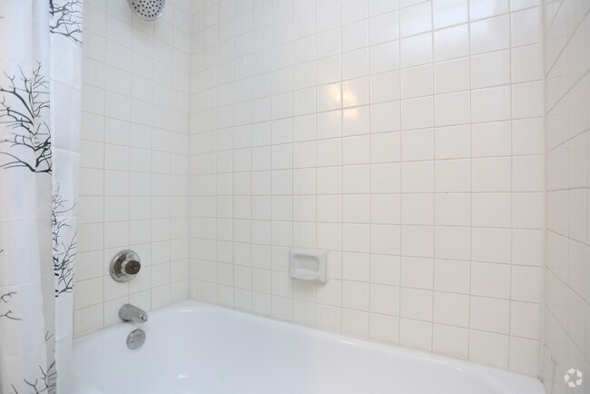 1BR Model - The Gastonian