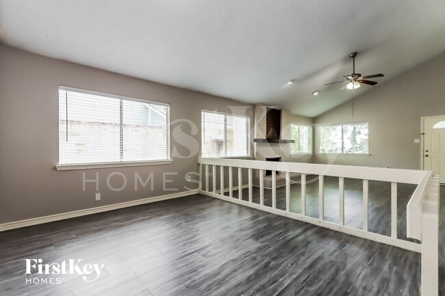 13830 Walnut Hollow Ln