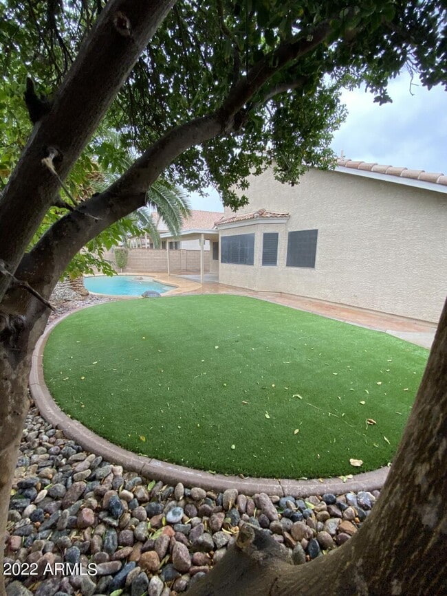 Photo - 8937 W Lone Cactus Dr