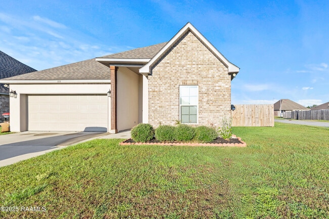Photo - 223 Stanwell Ave