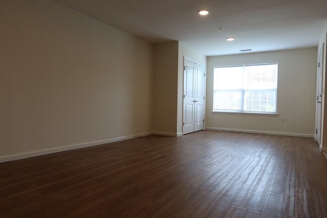 Photo - Crossroads at Baldwin Place