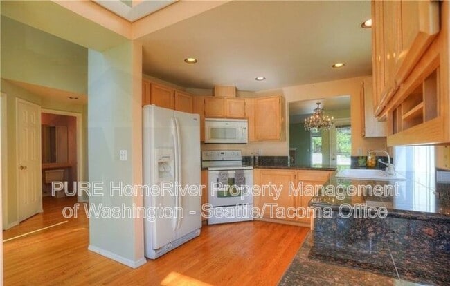 6109 83rd Ave W
