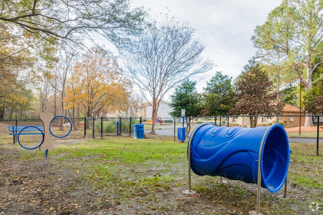 Parque para perros - Woodridge Apartments