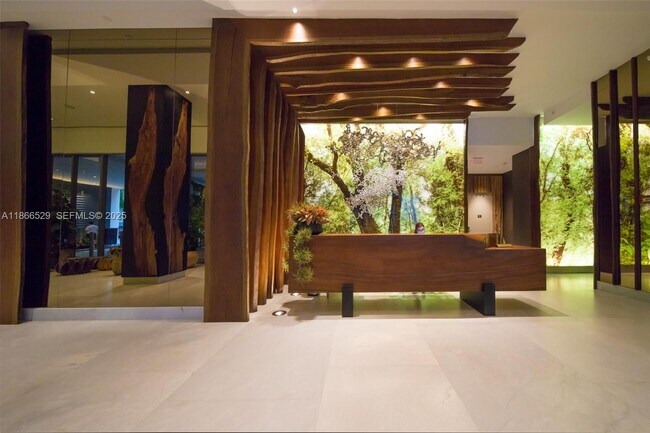 Building Photo - 1010 Brickell Ave Unit 1510