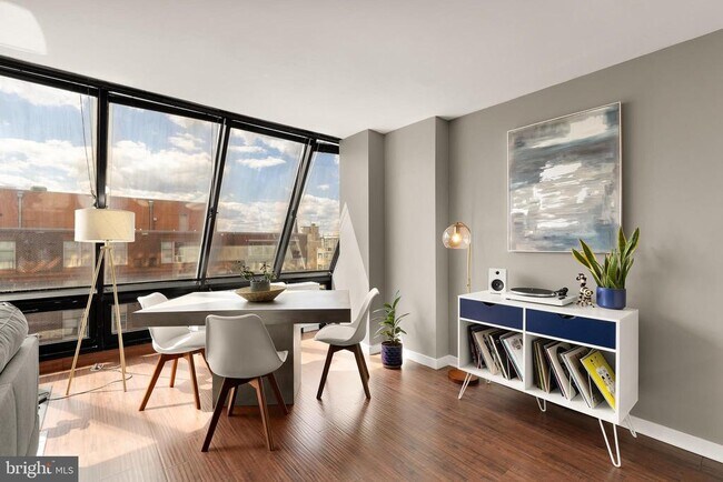 Photo - 1245 13th St NW Unit 1012