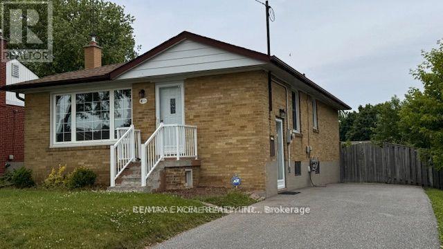 Photo - 328 Jasper Ave