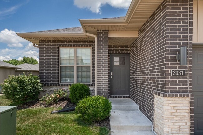 Photo - NEW LUXURY 2 BED 2 BATH 1 CAR GARAGE DUPLEX