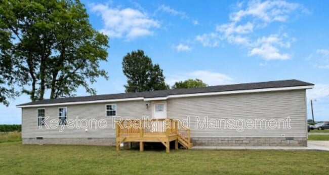 Building Photo - 161 Mace Ln