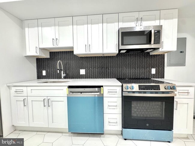 Photo - 781 S 3rd St