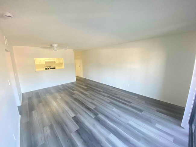 Photo - 15020 Burbank Blvd Apartment Unit 102