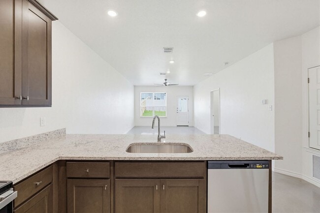 Photo - 3803 Sugar Hackberry Trl Unit B