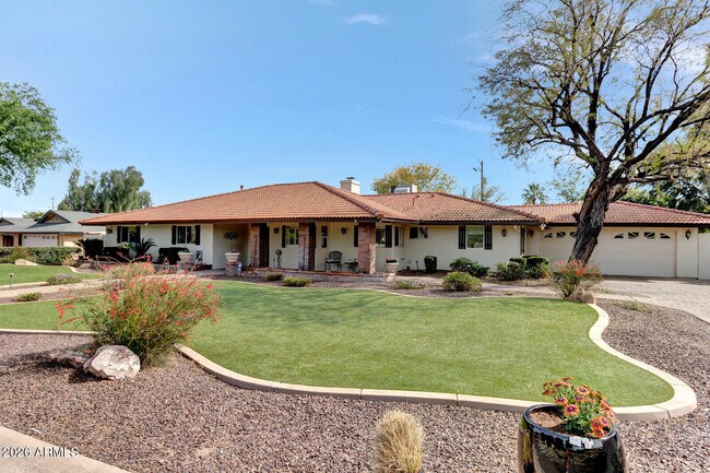 Photo - 6821 E Vista Dr