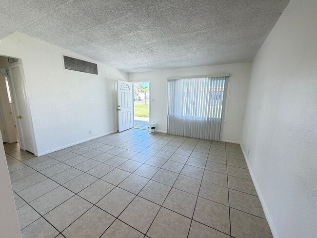 Photo - 2 bedroom
