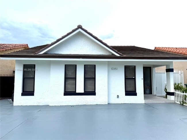 Building Photo - 10351 NW 127th St Rental