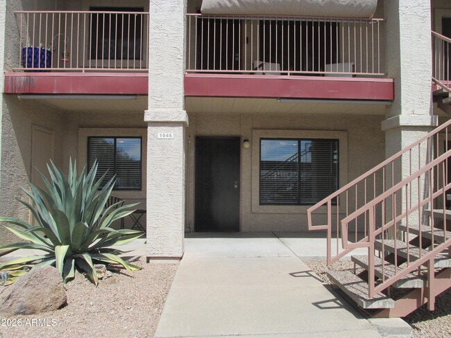 Photo - 1440 N Idaho Rd