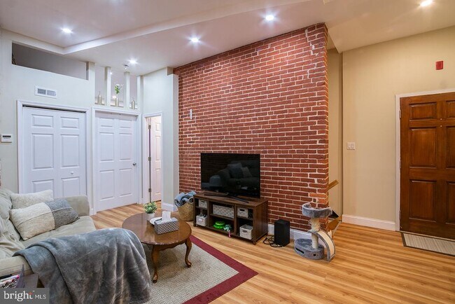 Photo - 1122 Passyunk Ave Unit 1