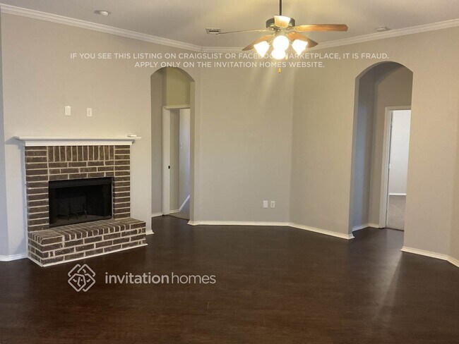 Photo - 1305 Raleigh Path