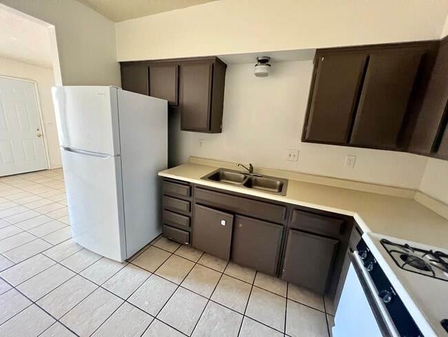 73433 Sun Valley Dr Unit A