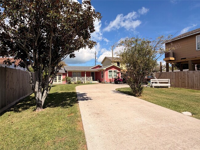 Photo - 5522 Avenue O 1/2