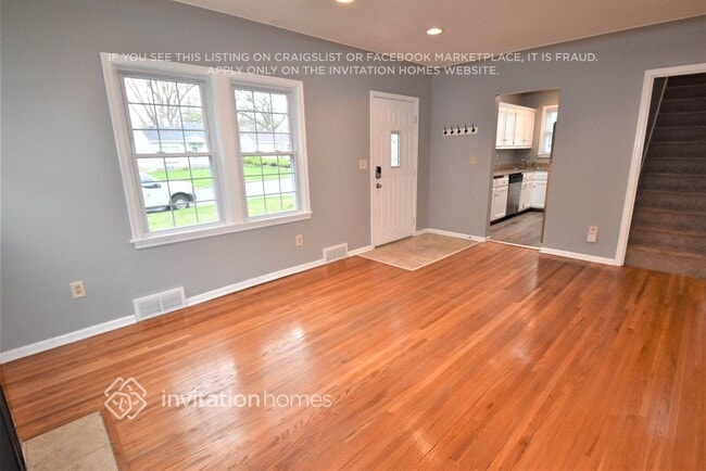 Photo - 6909 Morgan Ave S