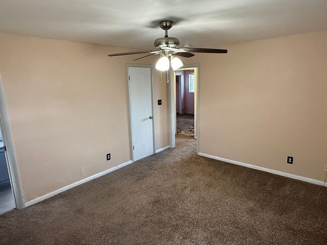 Photo - 5 Bedroom Home; Millcreek; 2800 sq ft; Lar...