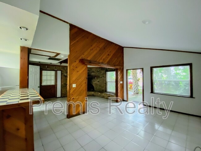 Photo - 2686 Sunset Dr
