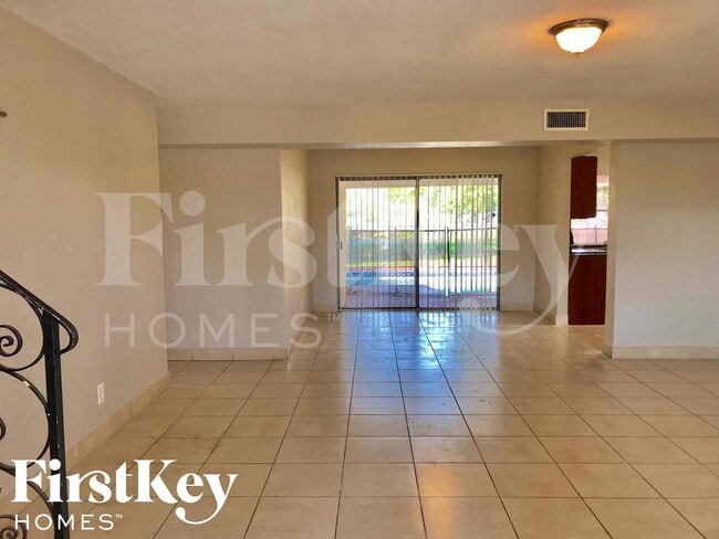 Photo - 3427 NW 37th St