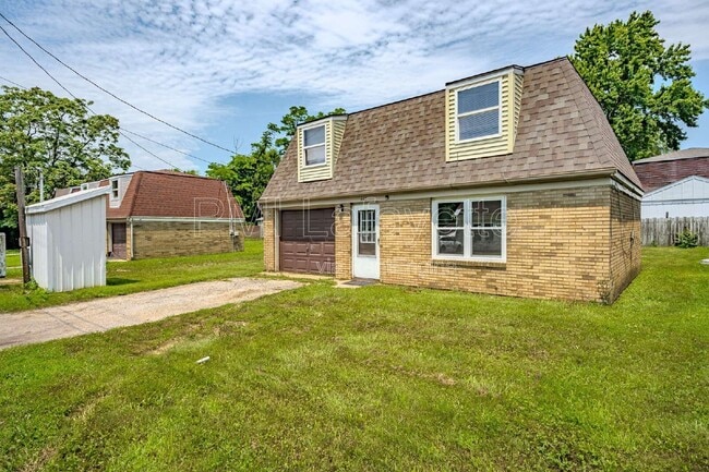 Photo - 442 Lamplighter Ln