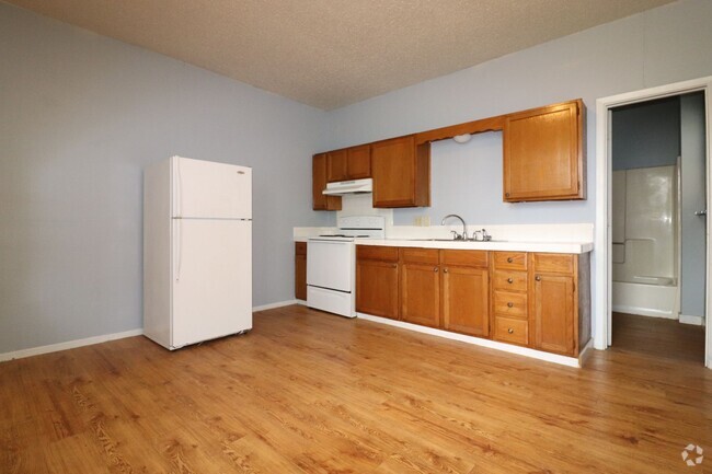 Building Photo - 1301 Avenue C Unit 2 Rental